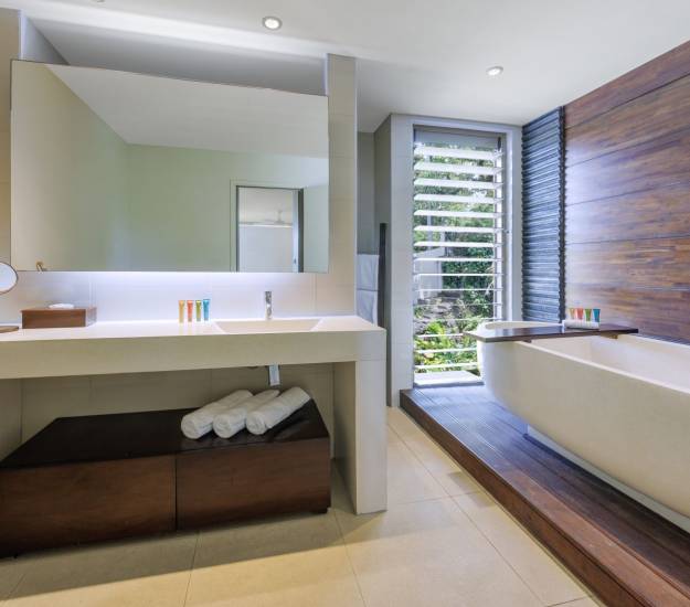 The Terraces bathroom